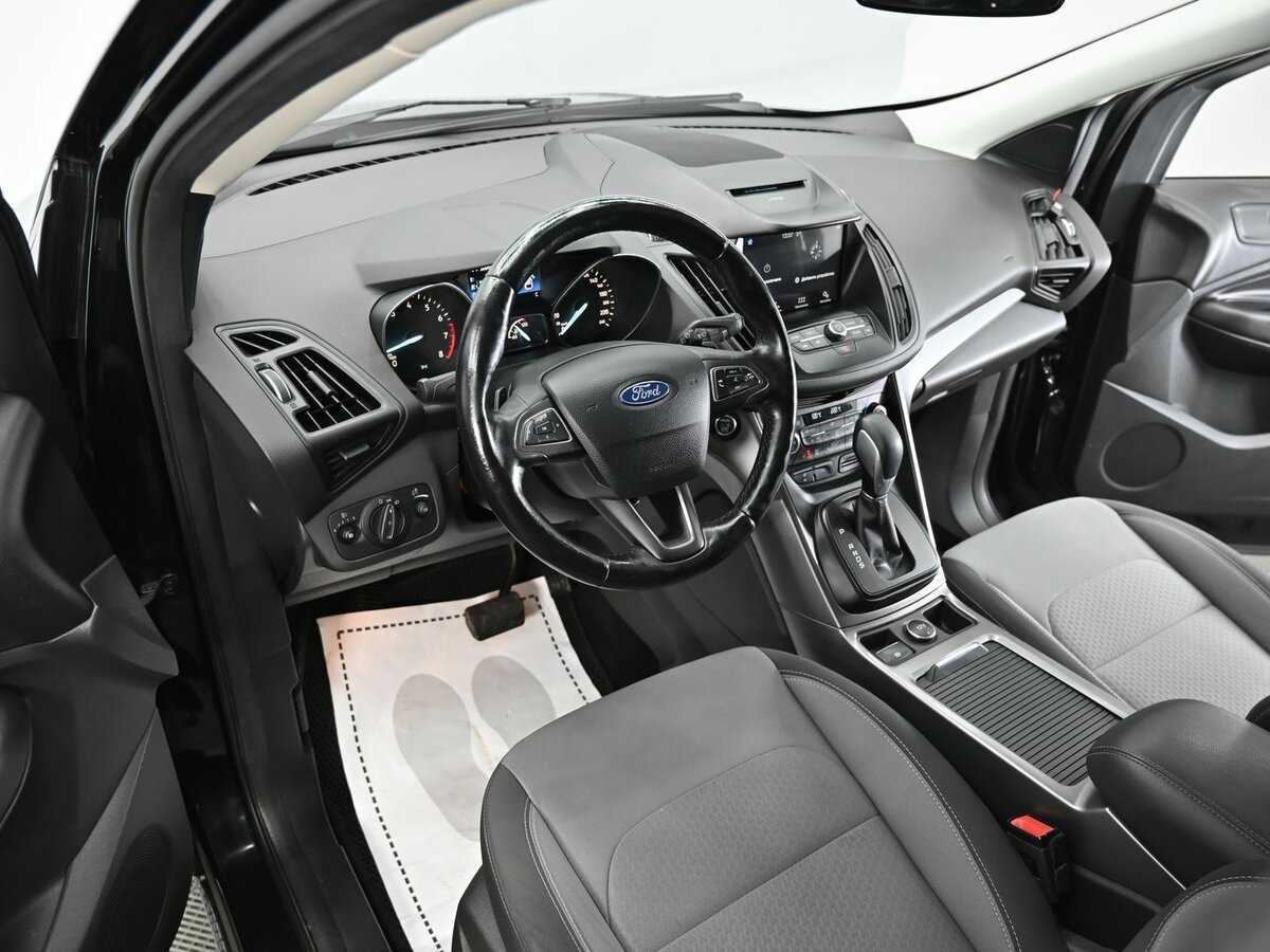 Ford Kuga б/у, 2017, Автоматическая. Фото: #7