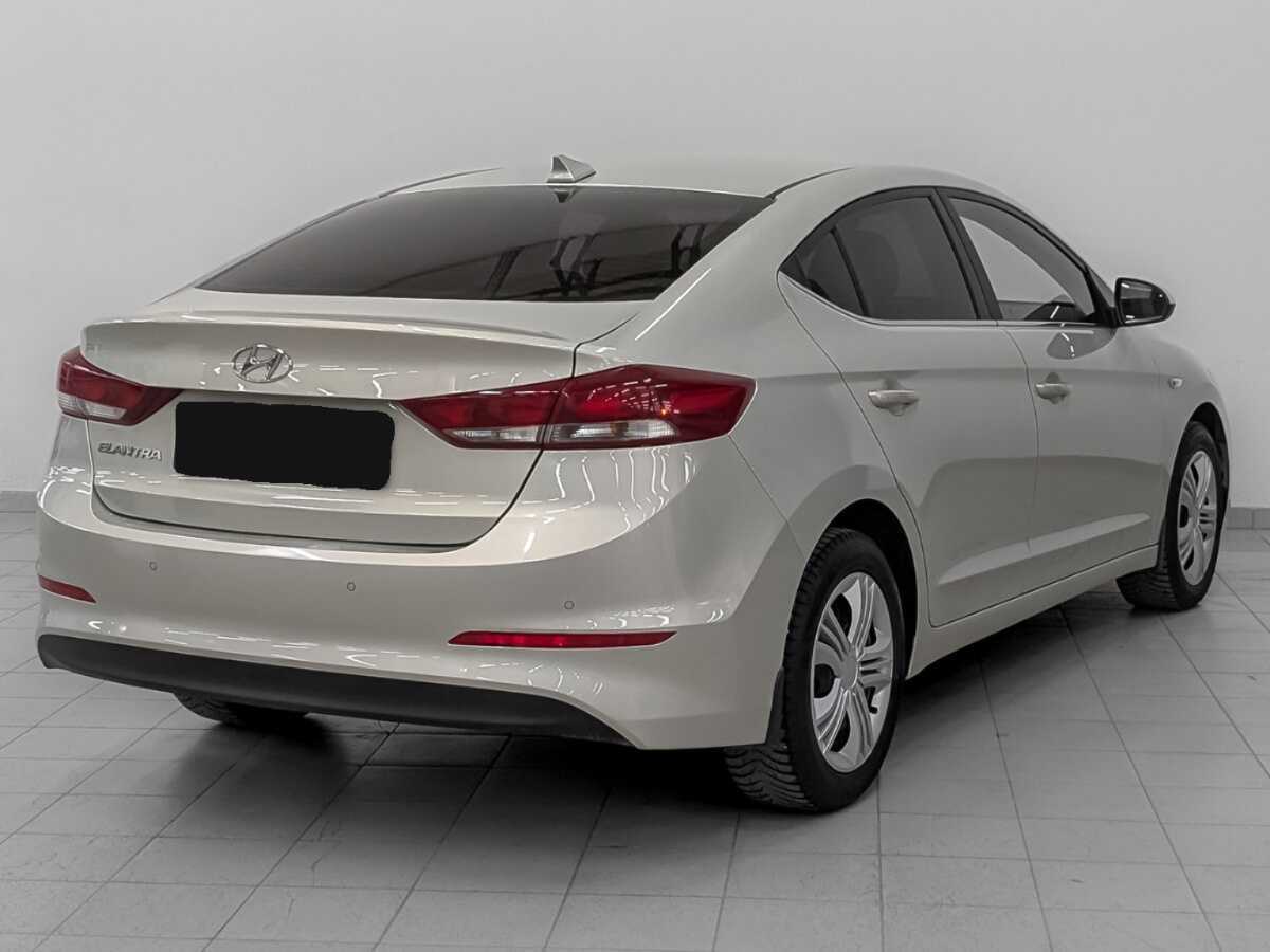 Hyundai Elantra б/у, 2017, Автоматическая. Фото: #4