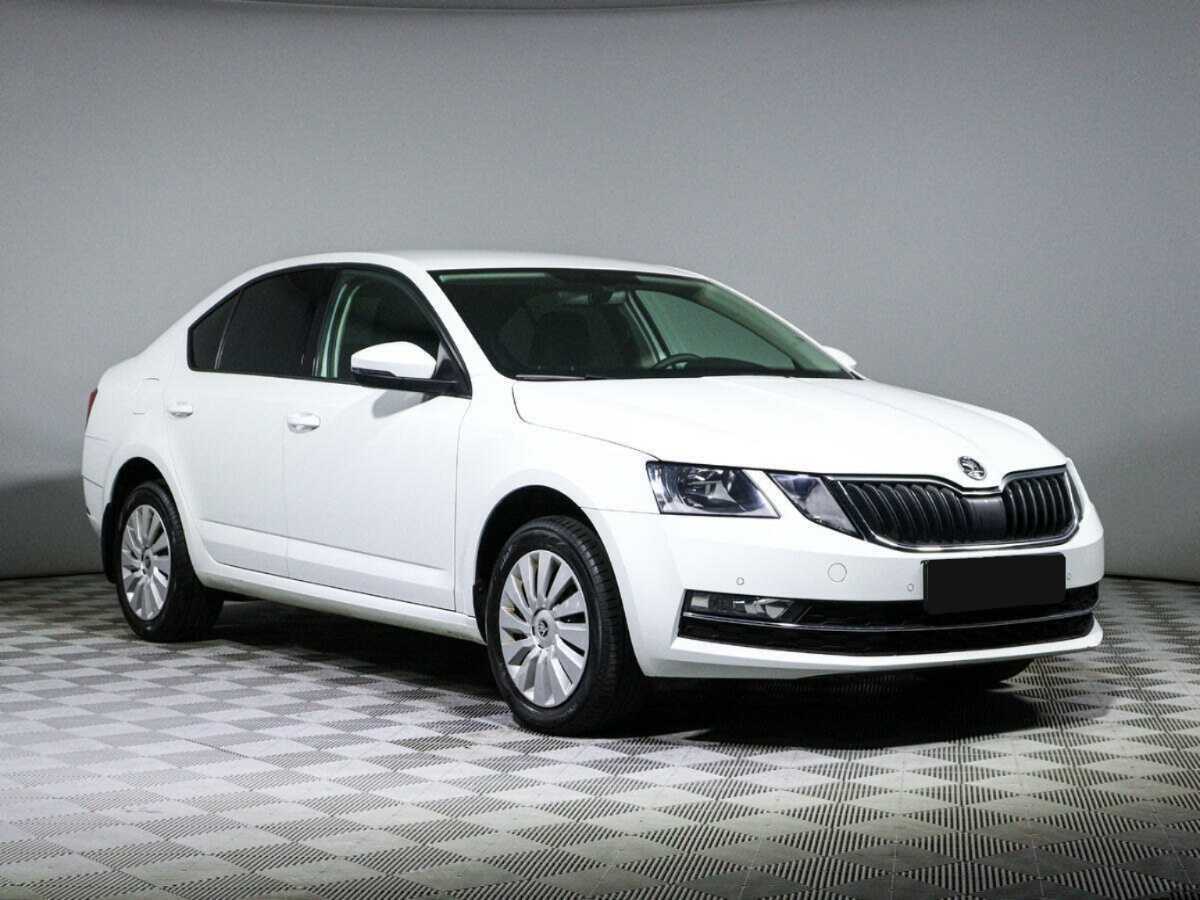 Skoda Octavia б/у, 2019, Автоматическая. Фото: #2