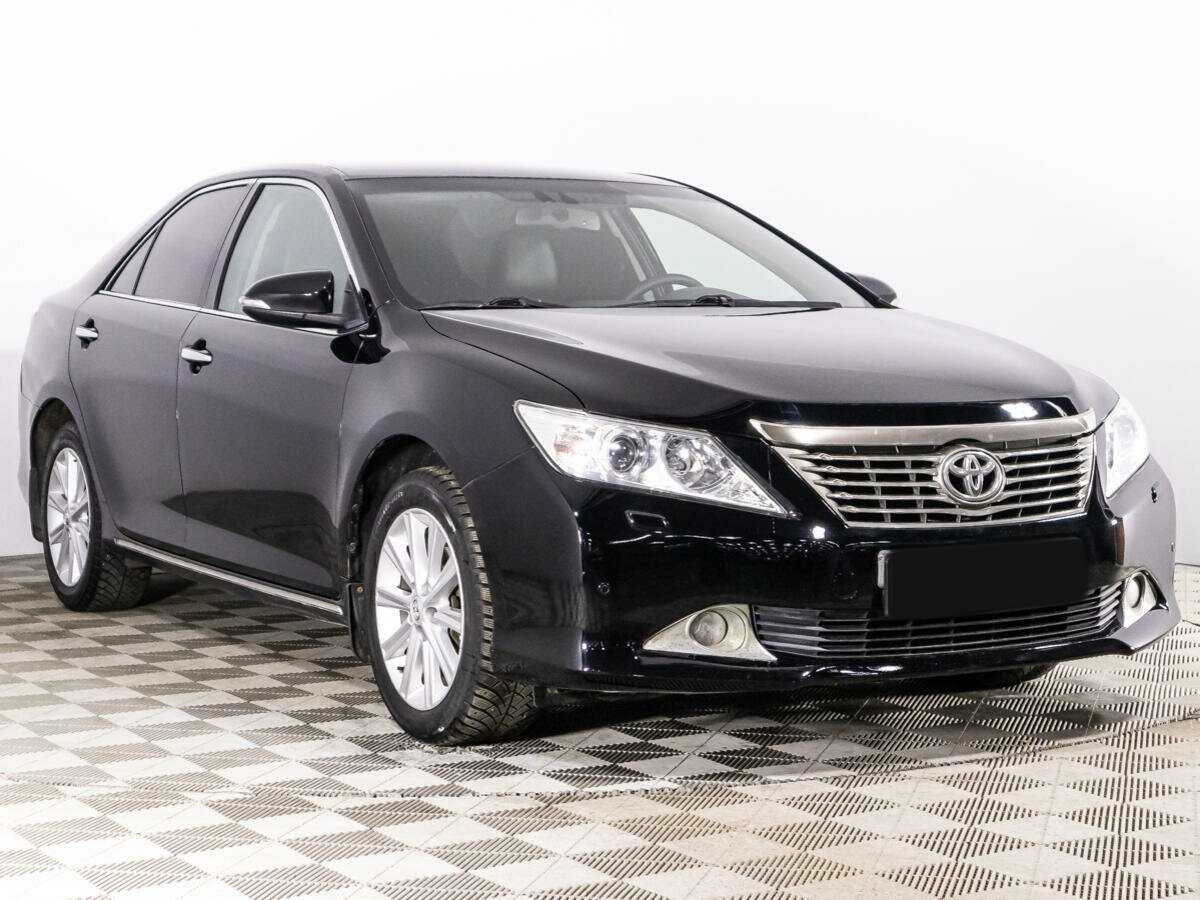 Toyota Camry б/у, 2013, Автоматическая. Фото: #2