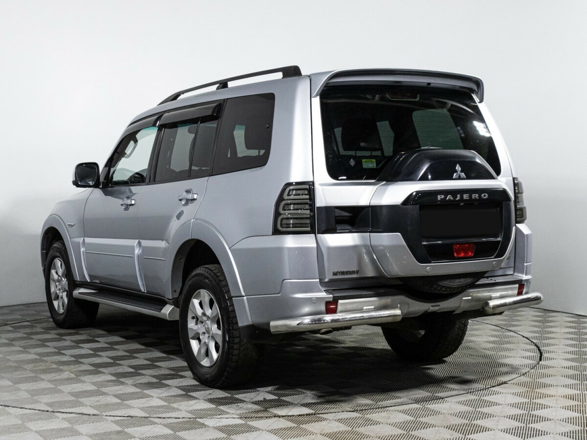 Mitsubishi Pajero б/у, 2015, Автоматическая. Фото: #5