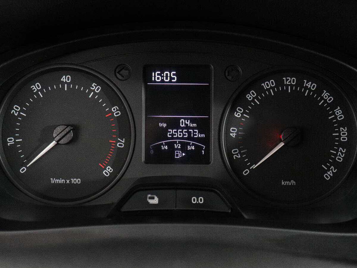 Skoda Rapid б/у, 2014, Механическая. Фото: #9
