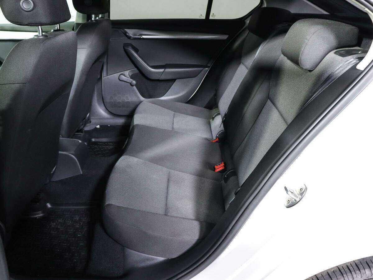 Skoda Octavia б/у, 2016, Механическая. Фото: #7