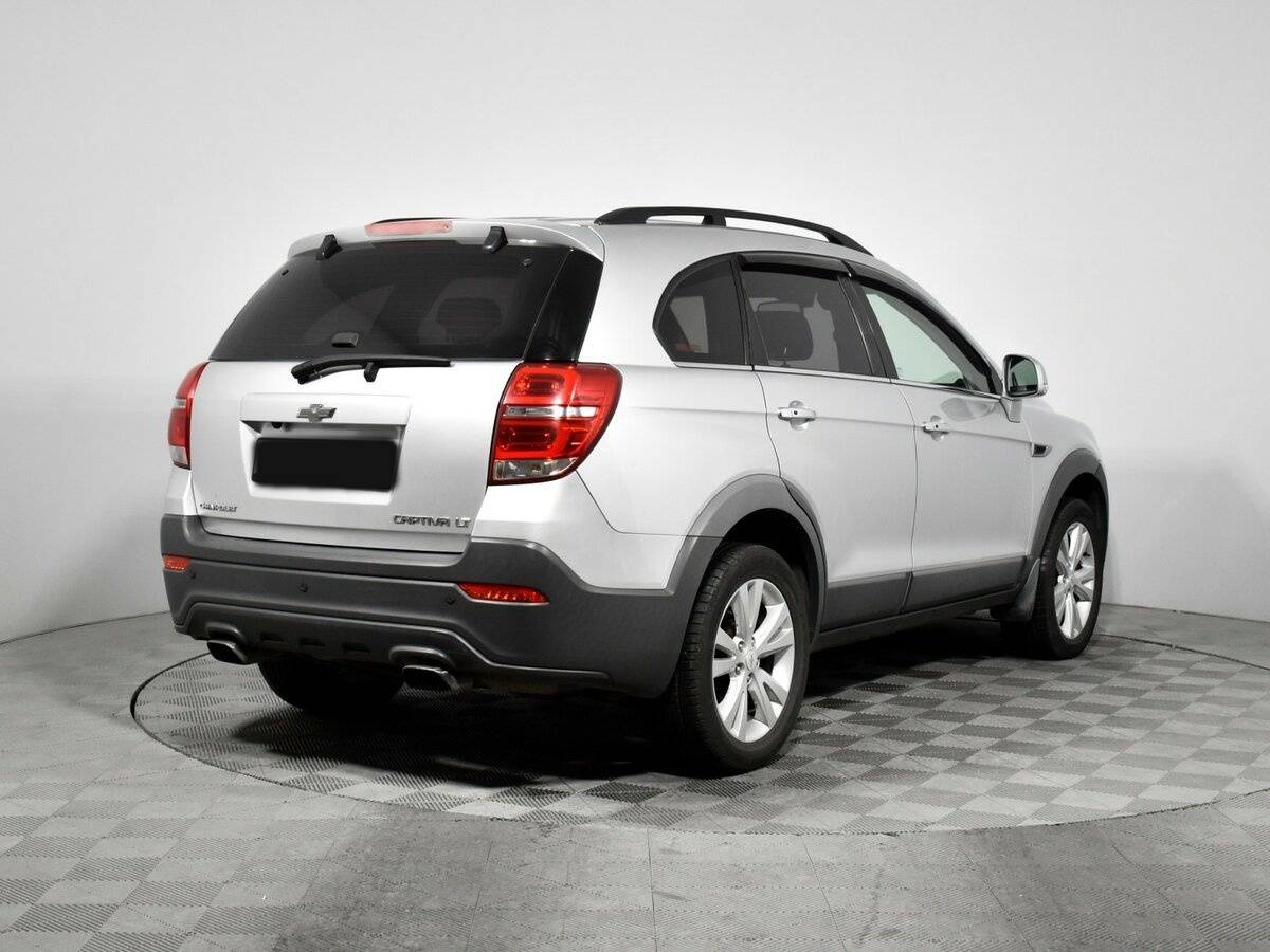 Chevrolet Captiva б/у, 2013, Автоматическая. Фото: #2