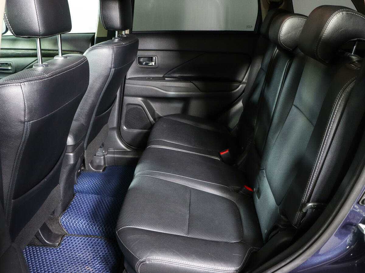 Mitsubishi Outlander б/у, 2018, Автоматическая. Фото: #7