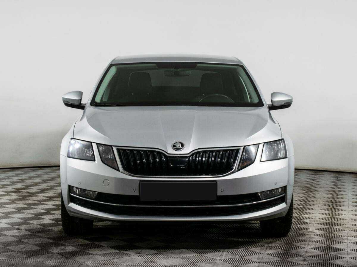 Skoda Octavia б/у, 2018, Роботизированная. Фото: #1
