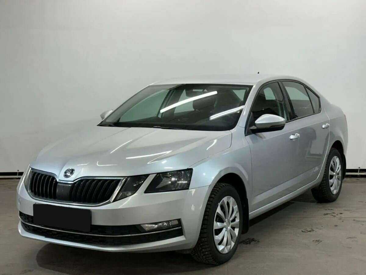 Skoda Octavia б/у, 2018, Автоматическая. Фото: #0