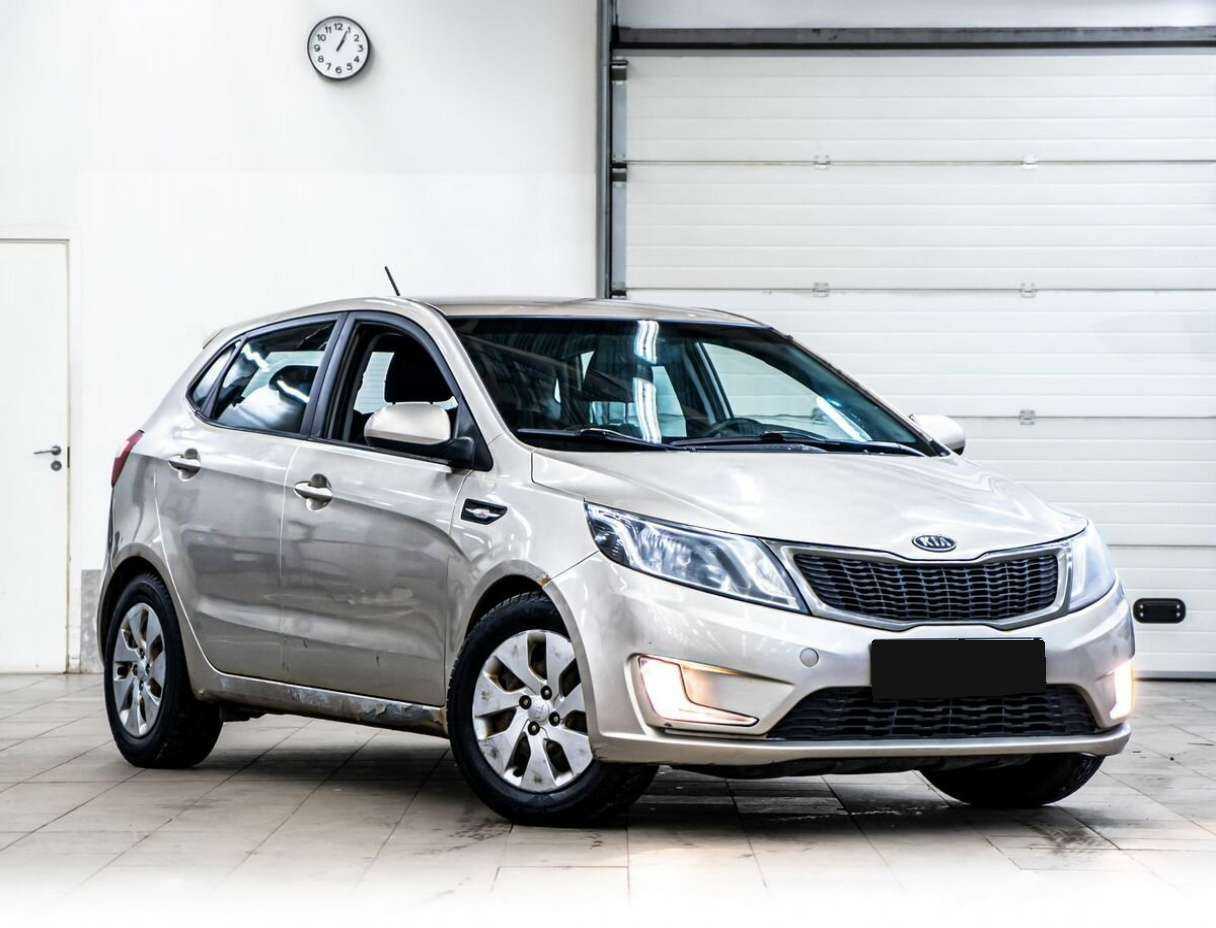 Kia Rio б/у, 2012, Автоматическая. Фото: #1