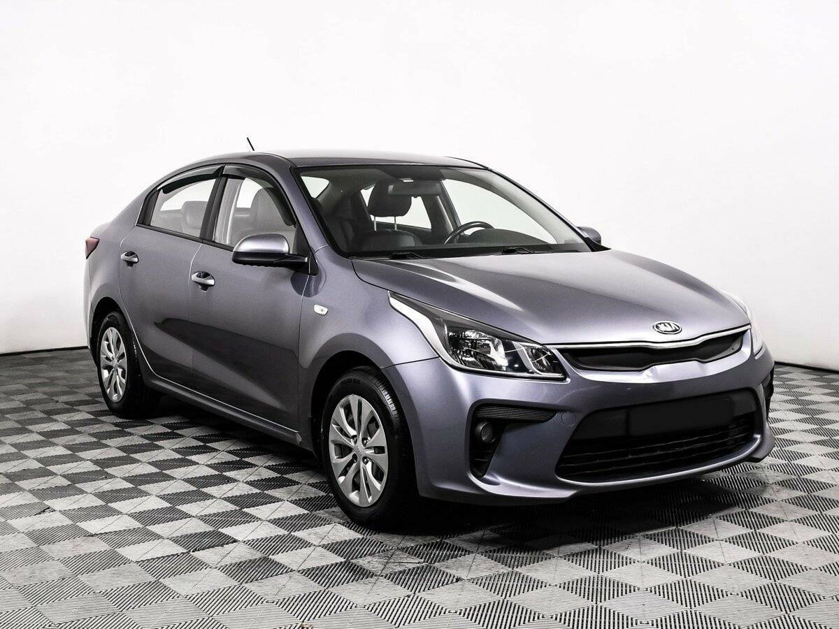 Kia Rio б/у, 2017, Автоматическая. Фото: #2