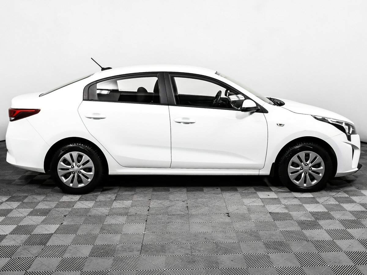 Kia Rio б/у, 2020, Автоматическая. Фото: #3