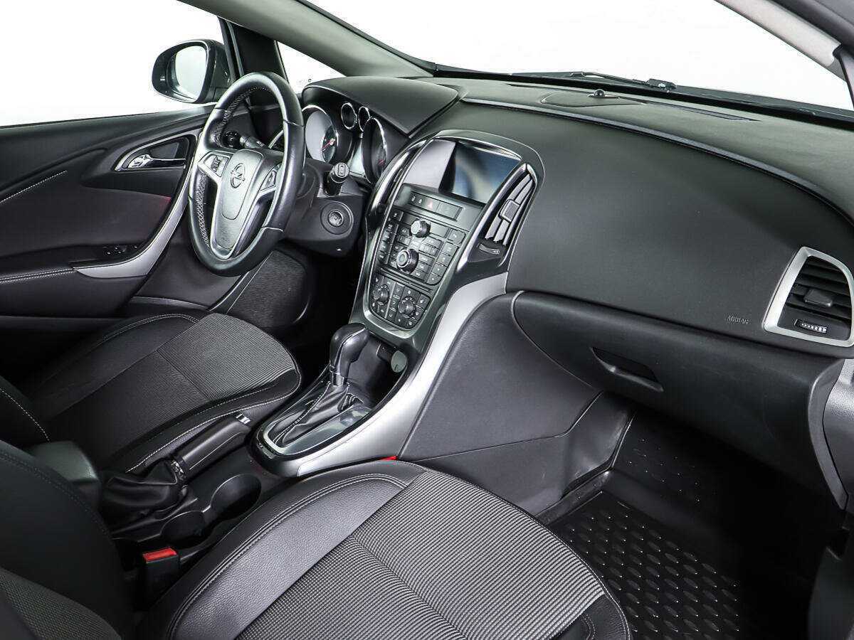 Opel Astra б/у, 2012, Автоматическая. Фото: #8