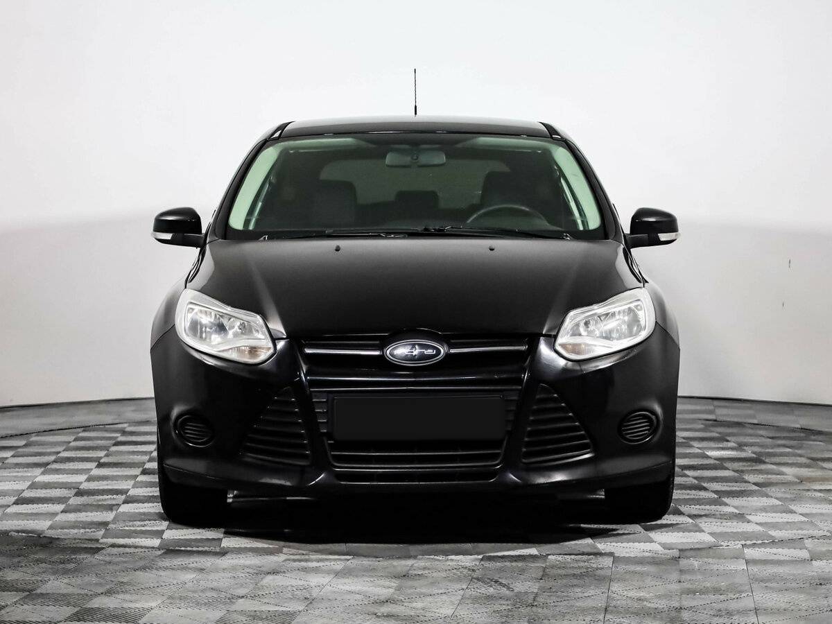 Ford Focus б/у, 2012, Механическая. Фото: #1
