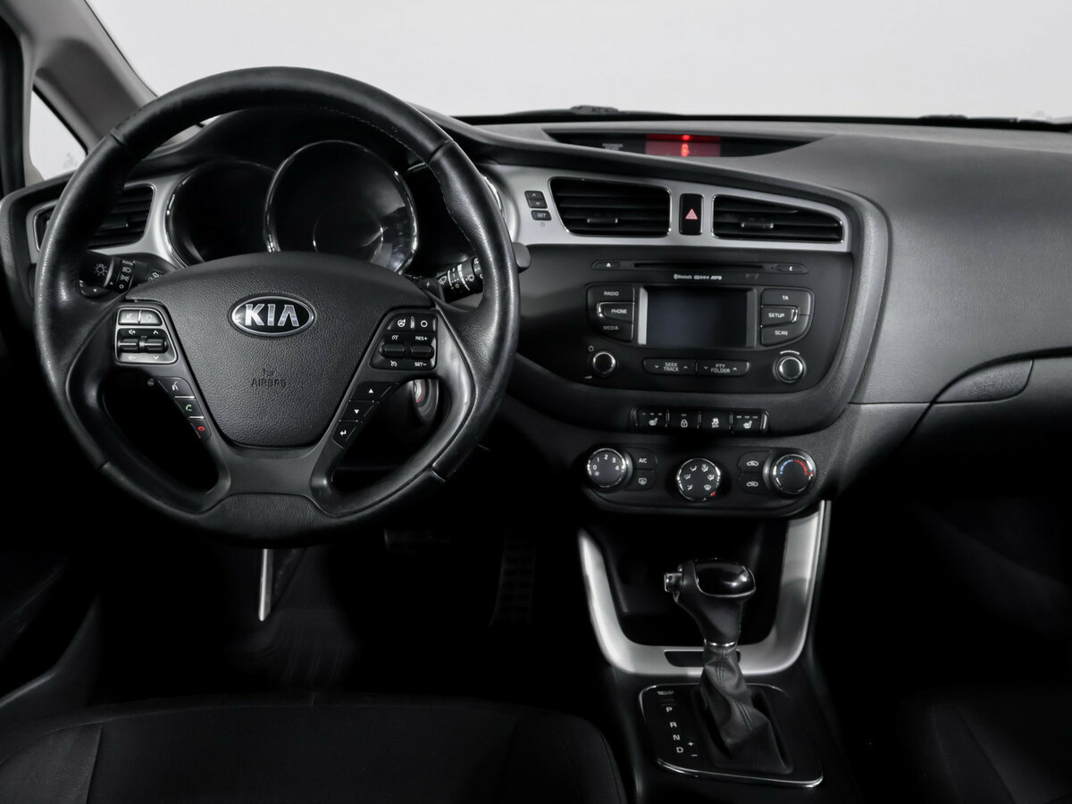 Kia Ceed б/у, 2014, Автоматическая. Фото: #9