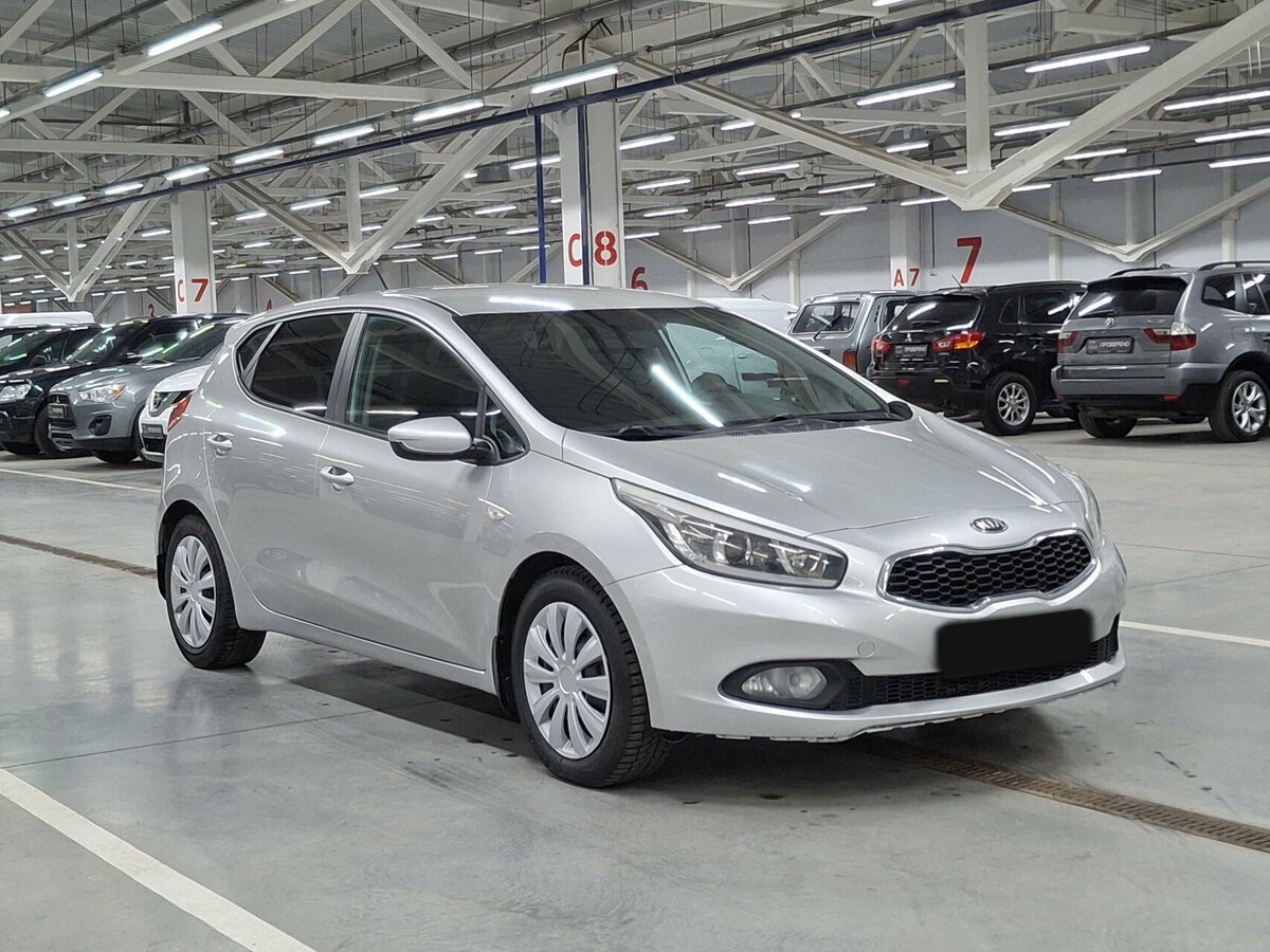 Kia Ceed б/у, 2013, Механическая. Фото: #2