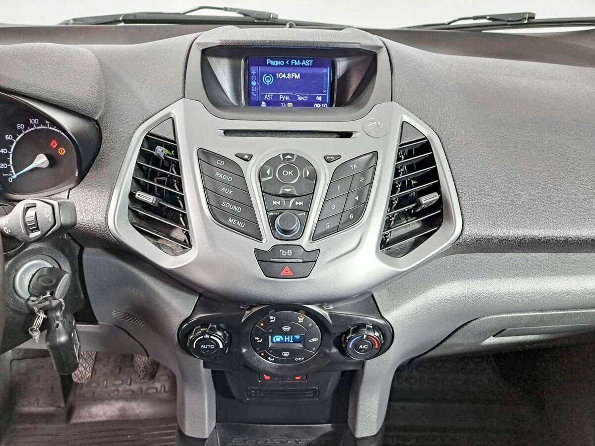 Ford EcoSport б/у, 2015, Механическая. Фото: #12
