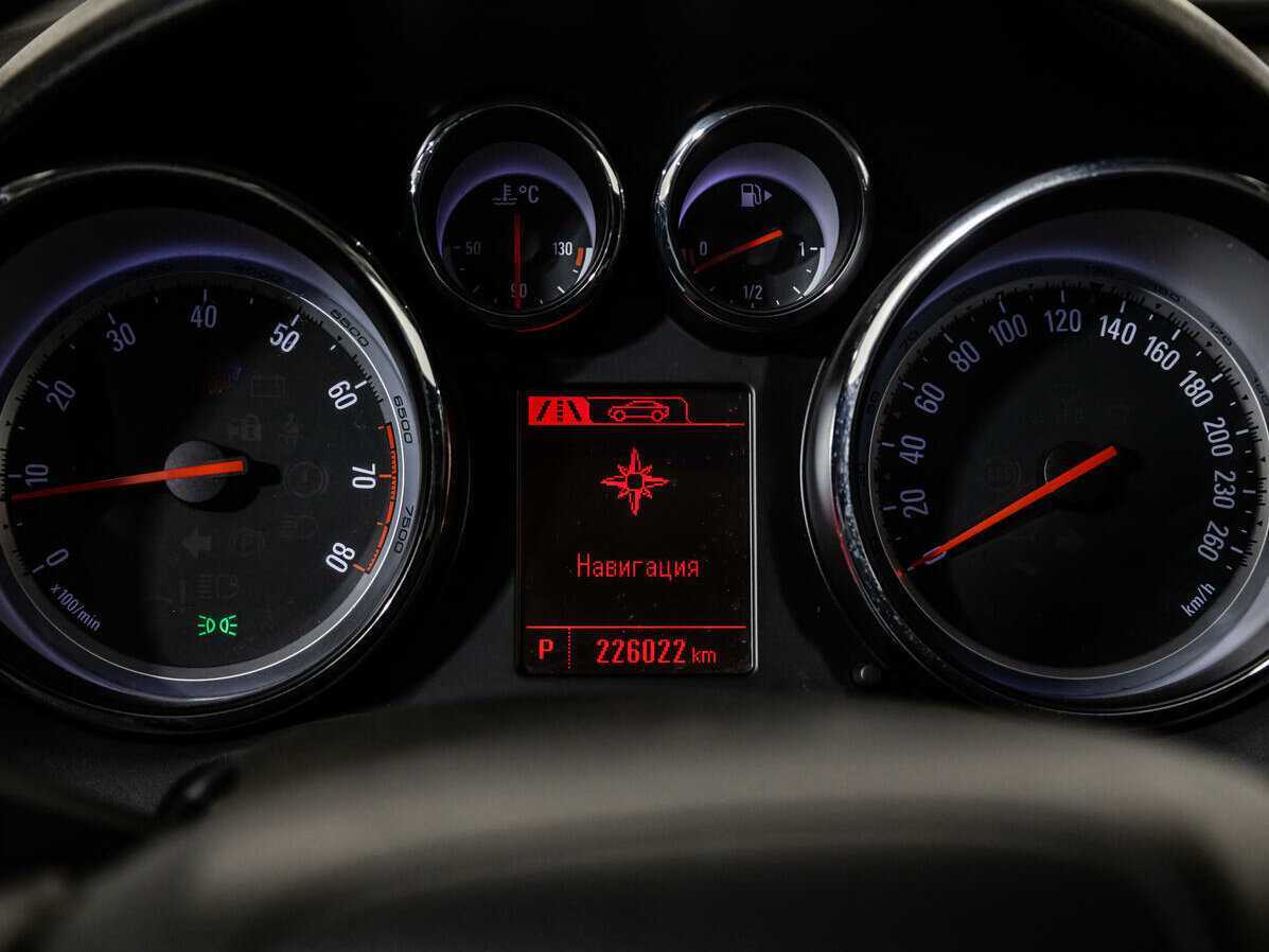 Opel Astra б/у, 2012, Автоматическая. Фото: #9