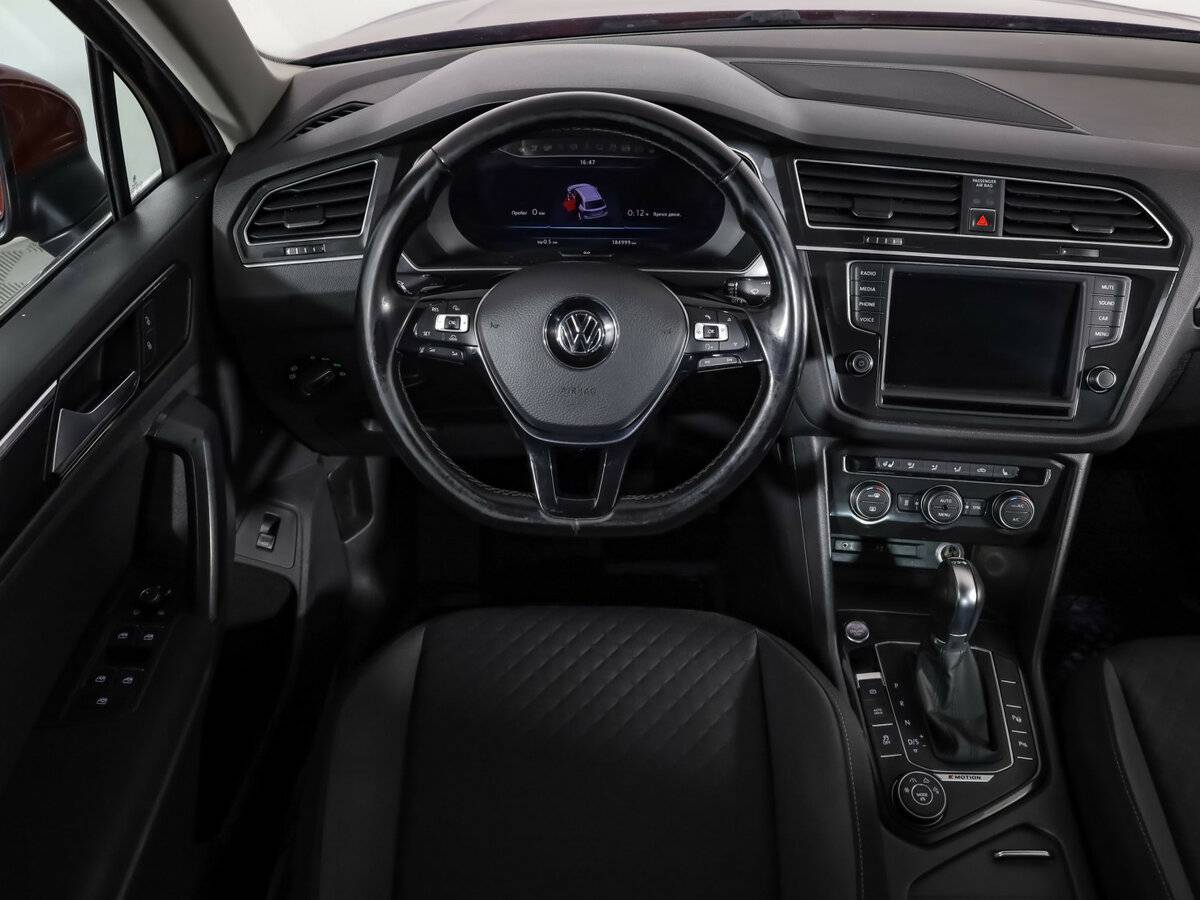 Volkswagen Tiguan б/у, 2017, Роботизированная. Фото: #7