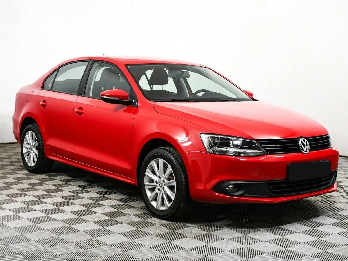Volkswagen Jetta б/у, 2014, Автоматическая. Фото: #2