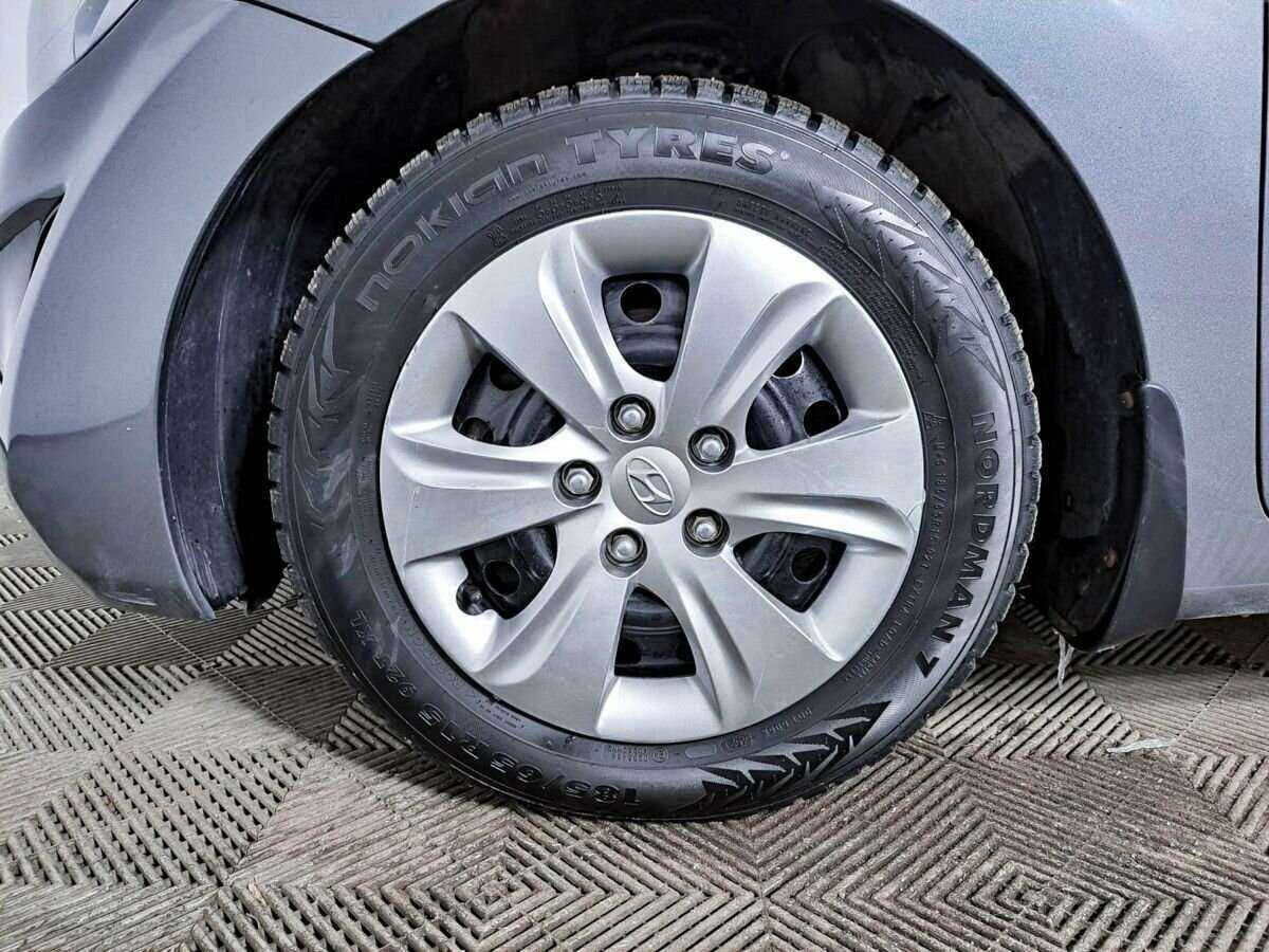 Hyundai Elantra б/у, 2015, Механическая. Фото: #17