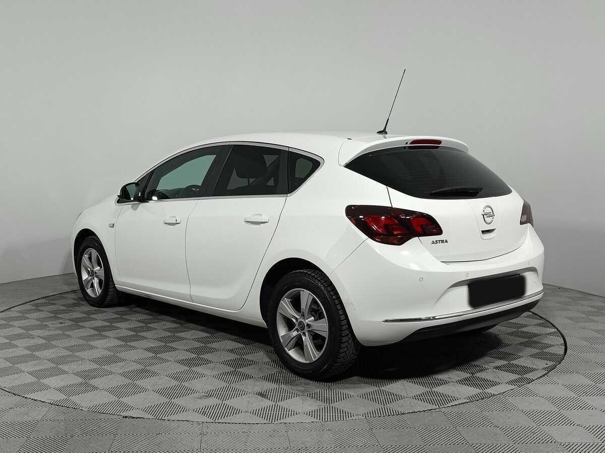 Opel Astra б/у, 2014, Автоматическая. Фото: #5