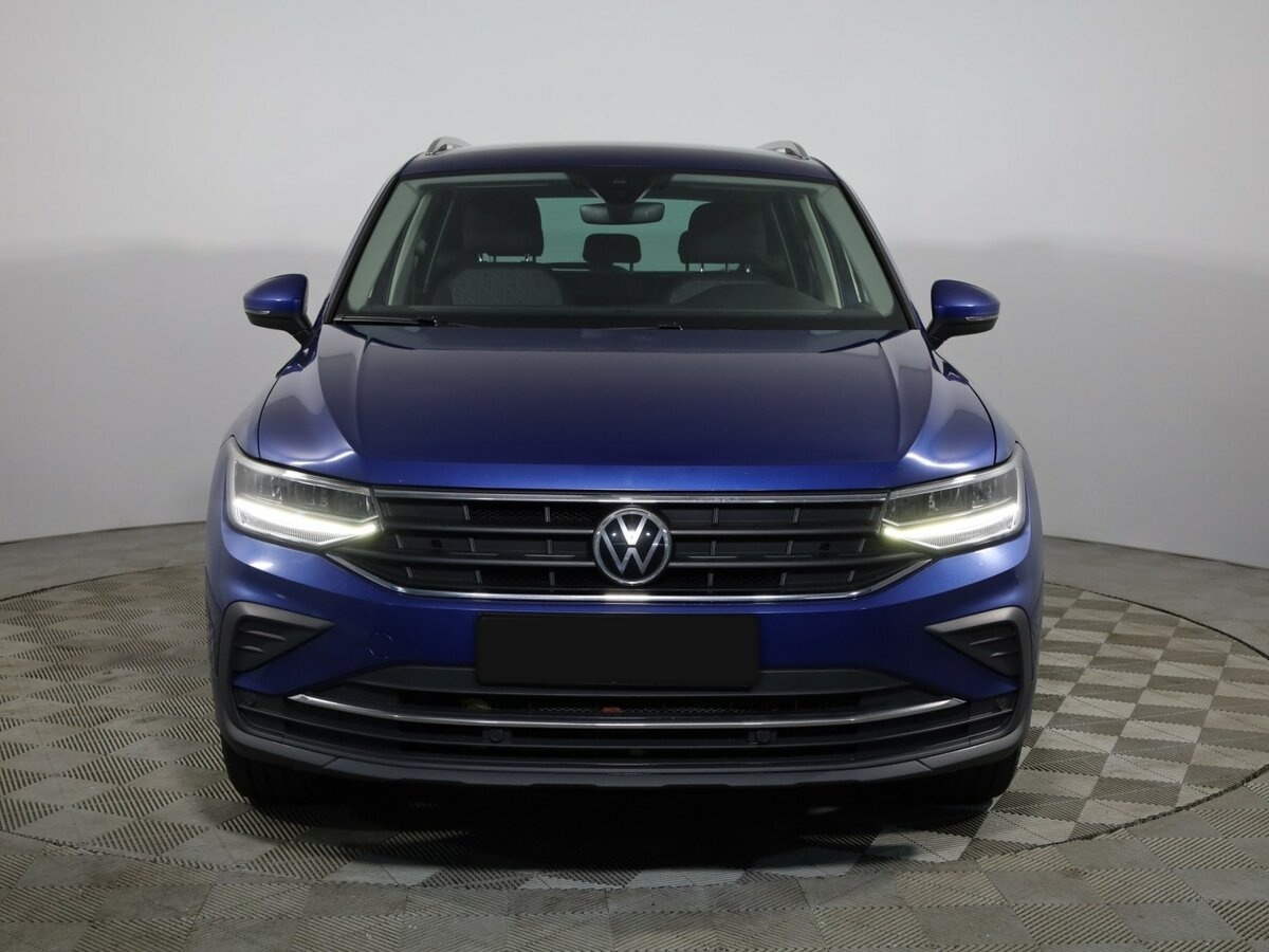 Volkswagen Tiguan б/у, 2021, Роботизированная. Фото: #1