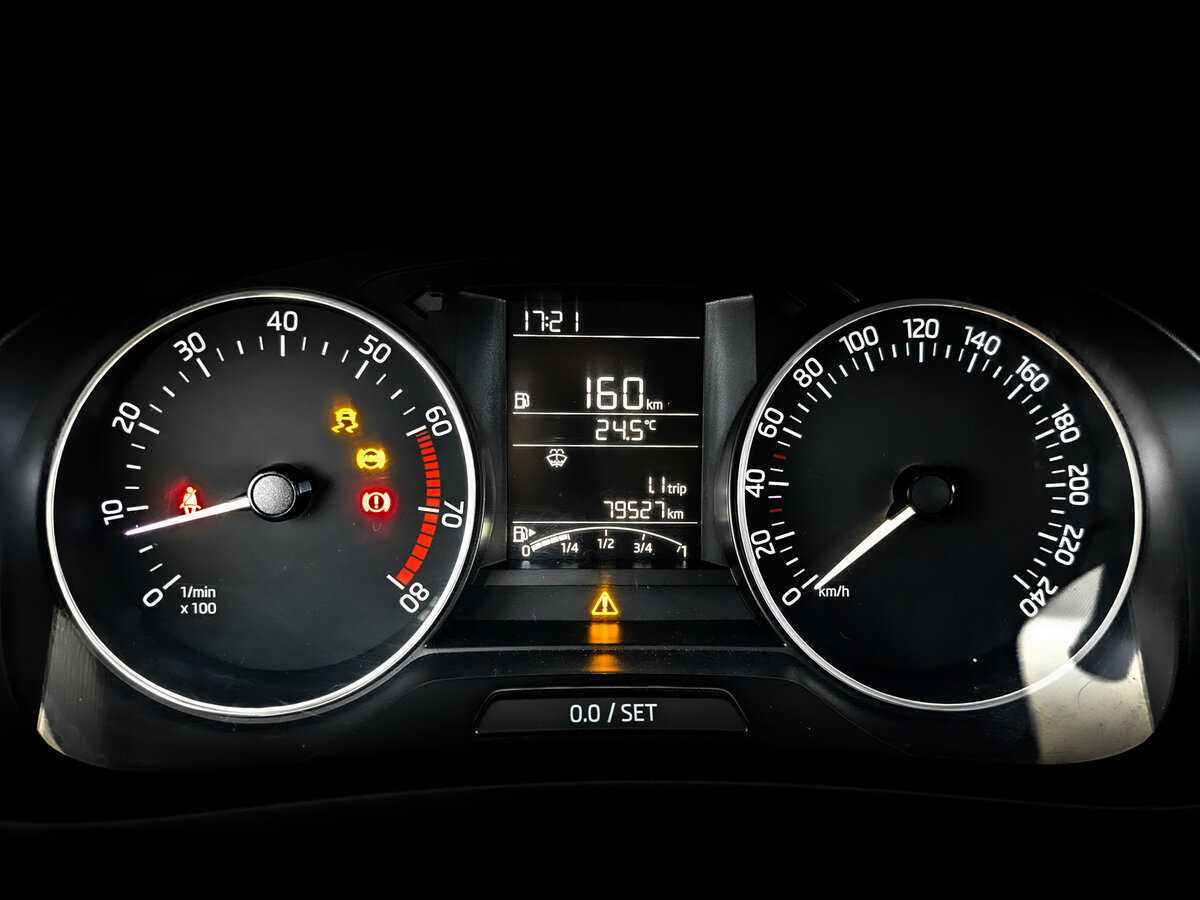 Skoda Rapid б/у, 2017, Механическая. Фото: #12