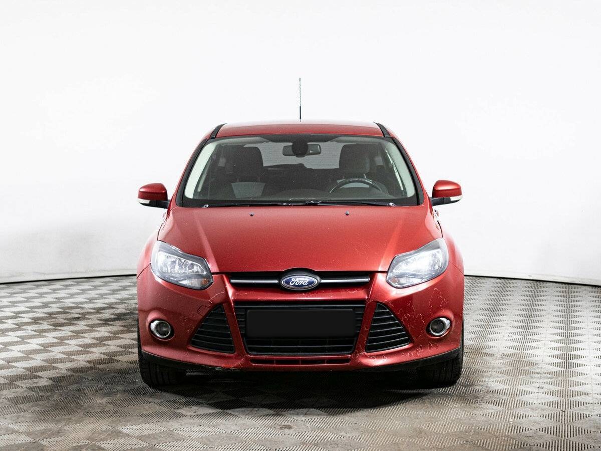 Ford Focus б/у, 2012, Механическая. Фото: #1