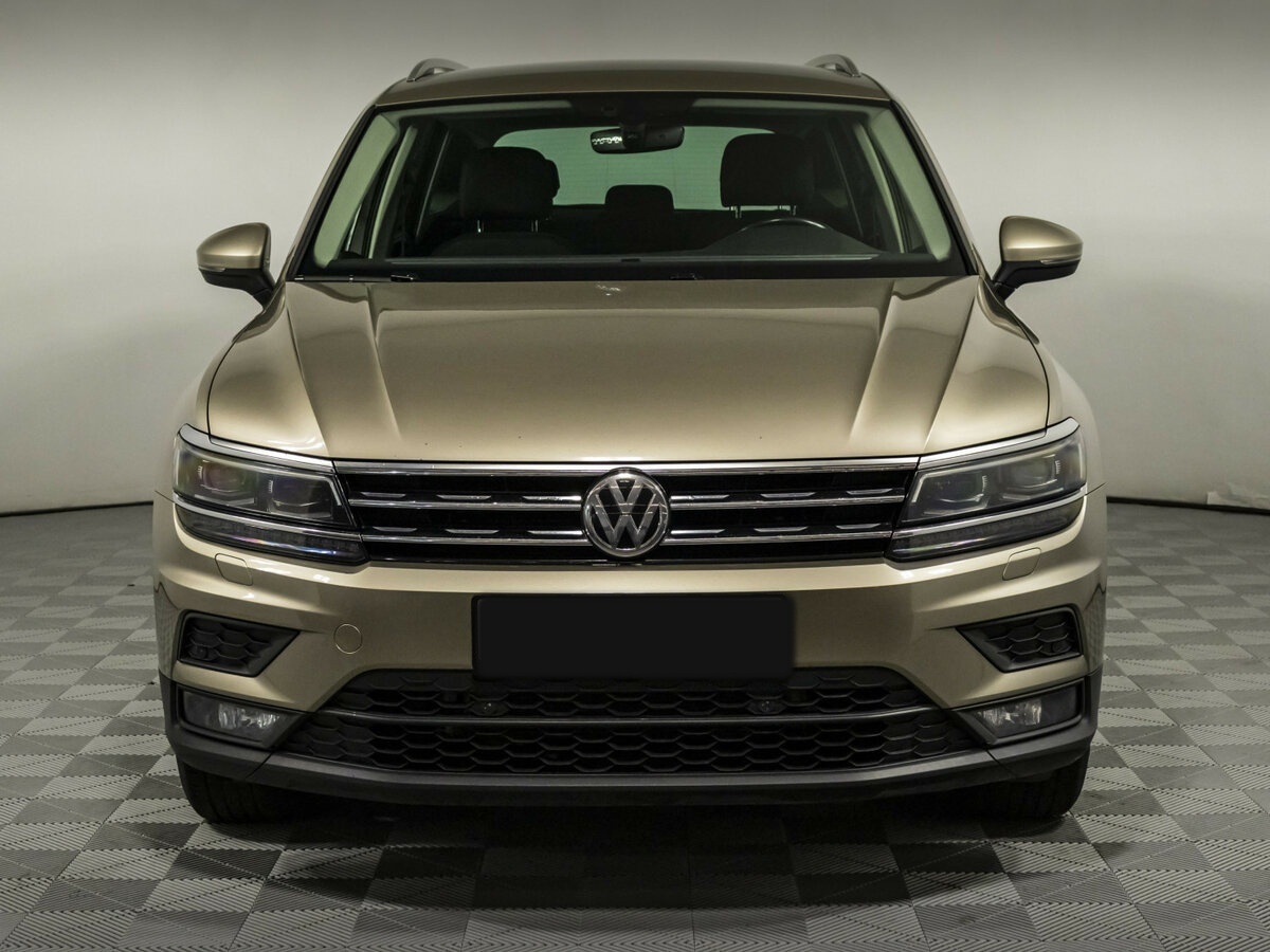 Volkswagen Tiguan б/у, 2018, Роботизированная. Фото: #1