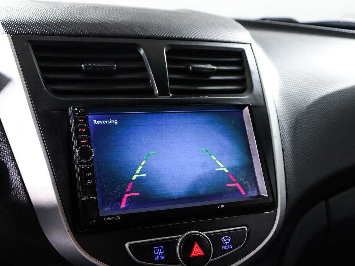 Hyundai Solaris б/у, 2013, Автоматическая. Фото: #12