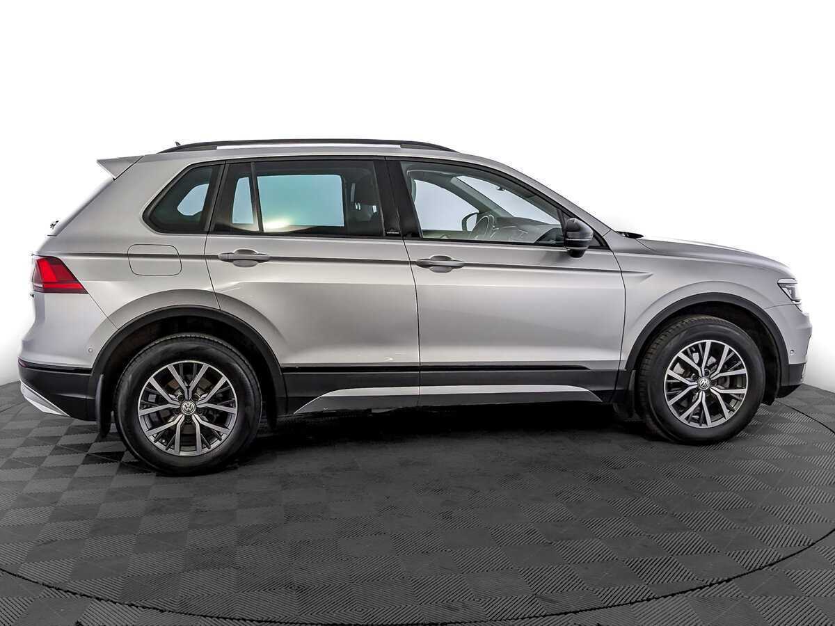 Volkswagen Tiguan б/у, 2020, Роботизированная. Фото: #3