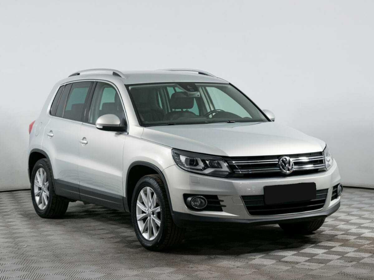 Volkswagen Tiguan б/у, 2013, Роботизированная. Фото: #1