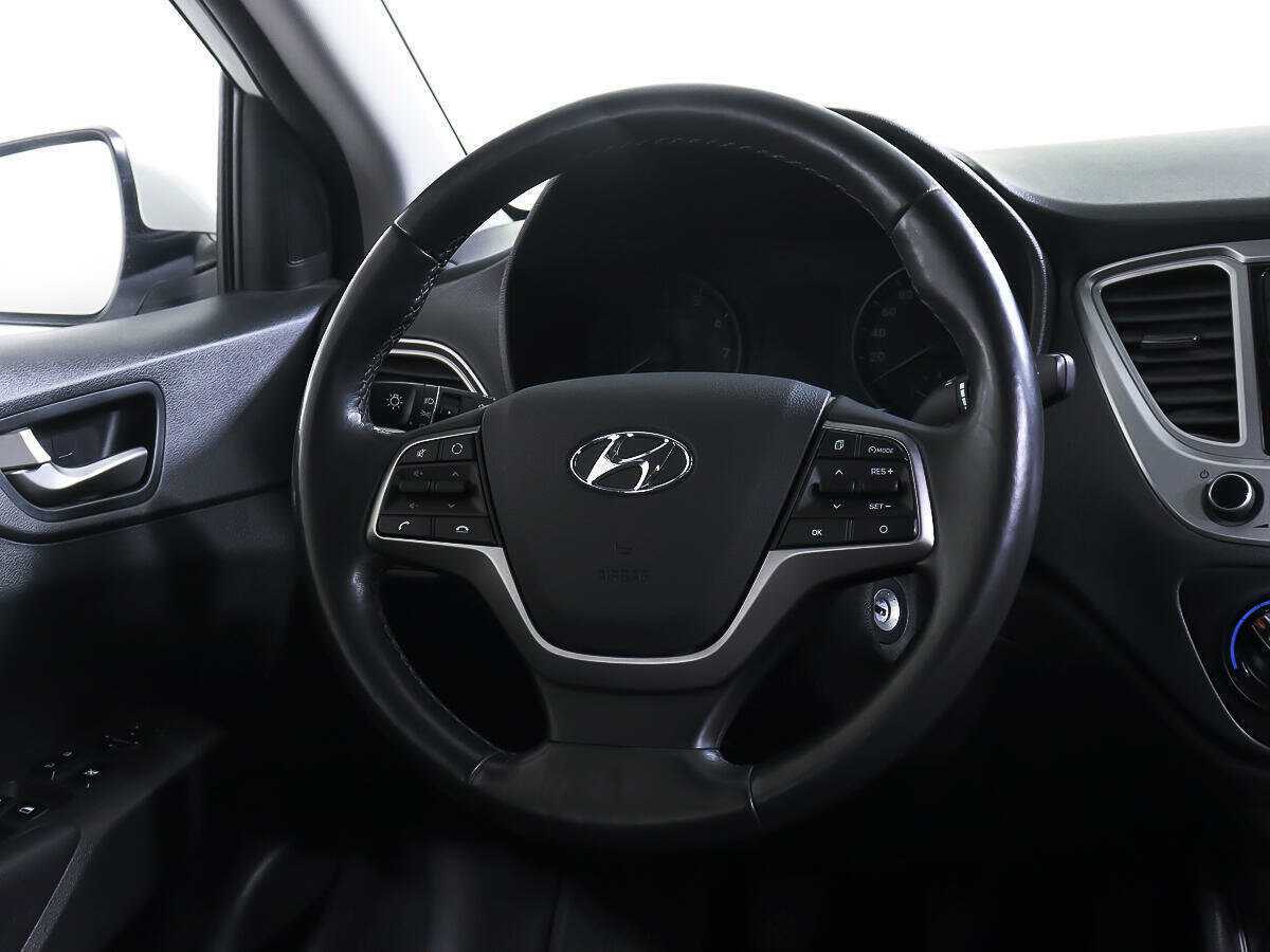 Hyundai Solaris б/у, 2019, Механическая. Фото: #13