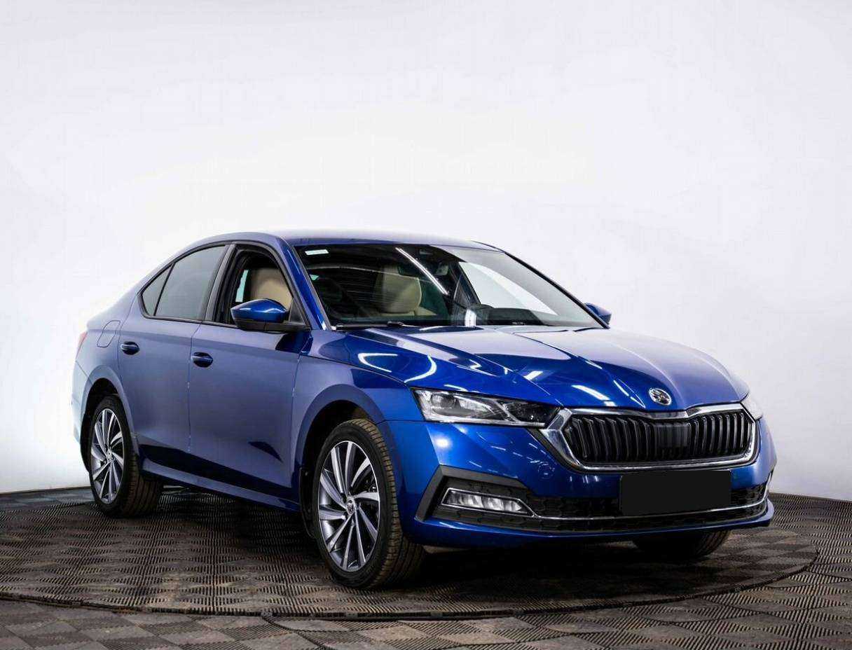 Skoda Octavia б/у, 2021, Автоматическая. Фото: #2