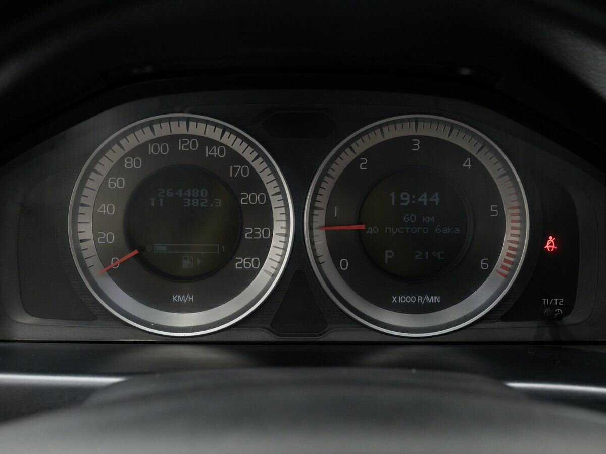 Volvo XC70 б/у, 2012, Автоматическая. Фото: #19