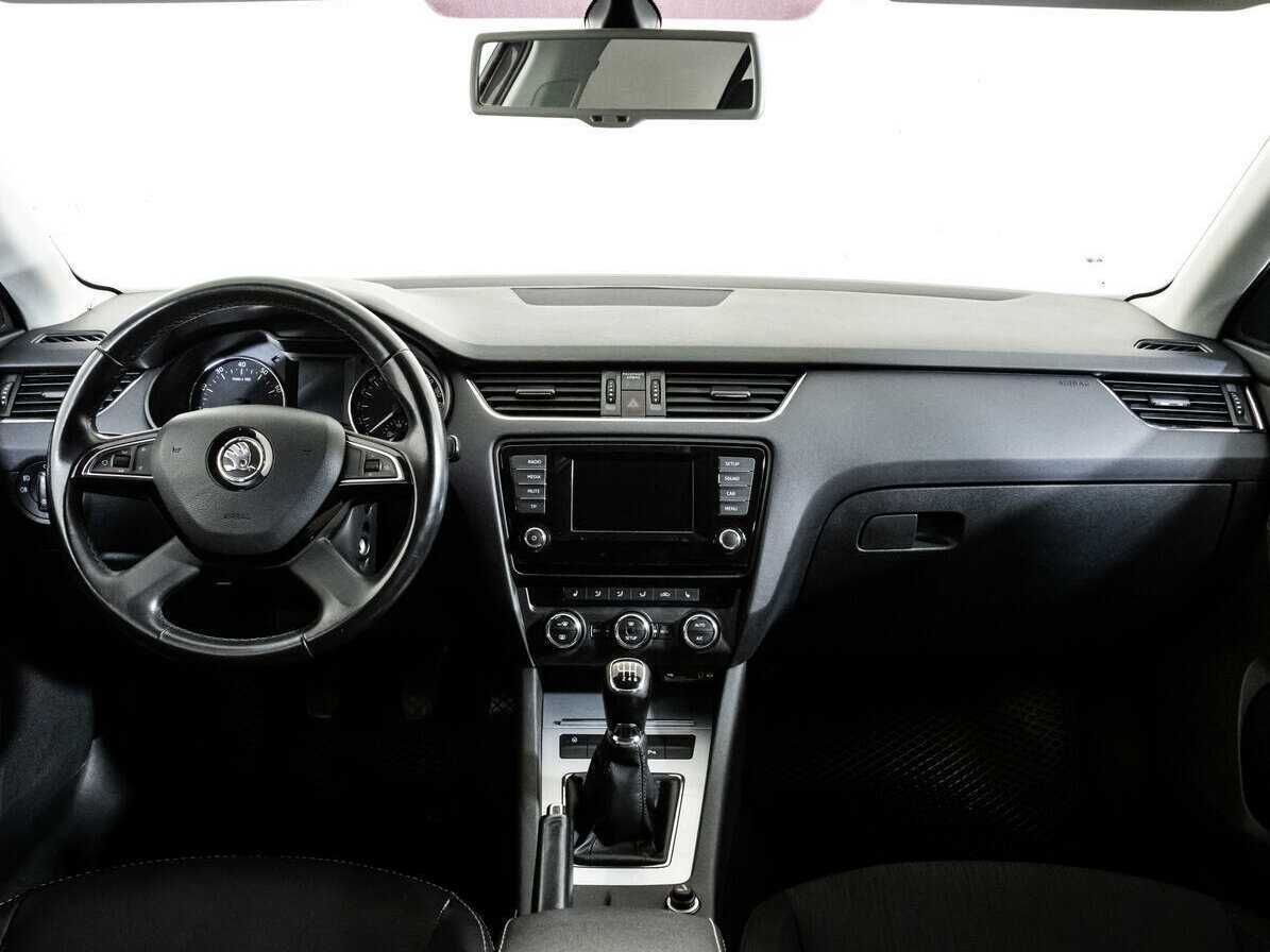 Skoda Octavia б/у, 2015, Механическая. Фото: #7