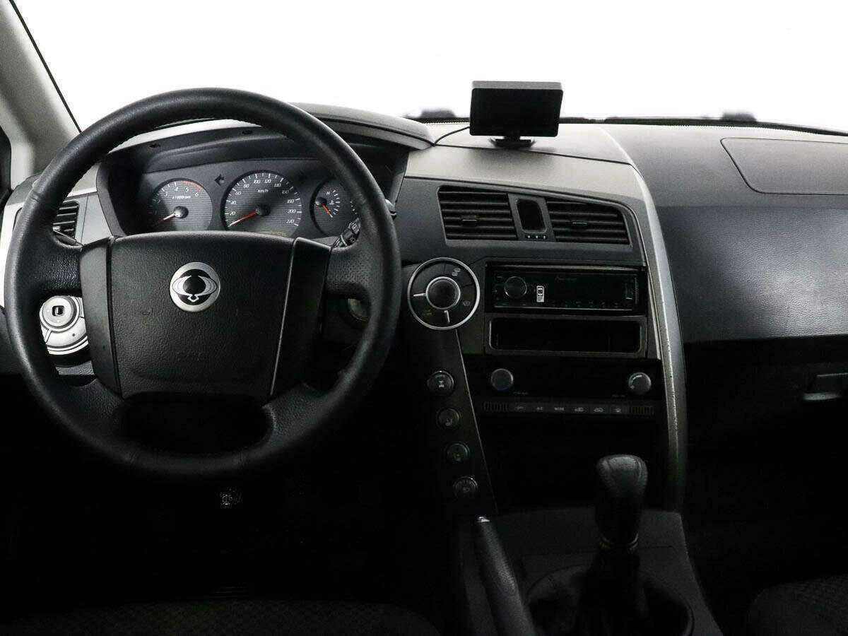 SsangYong Kyron б/у, 2012, Механическая. Фото: #9