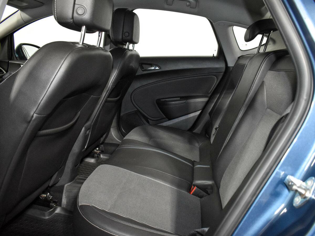 Opel Astra б/у, 2013, Автоматическая. Фото: #8