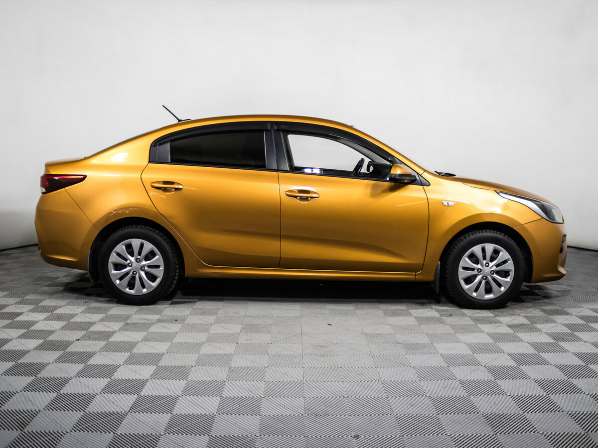 Kia Rio б/у, 2017, Автоматическая. Фото: #3
