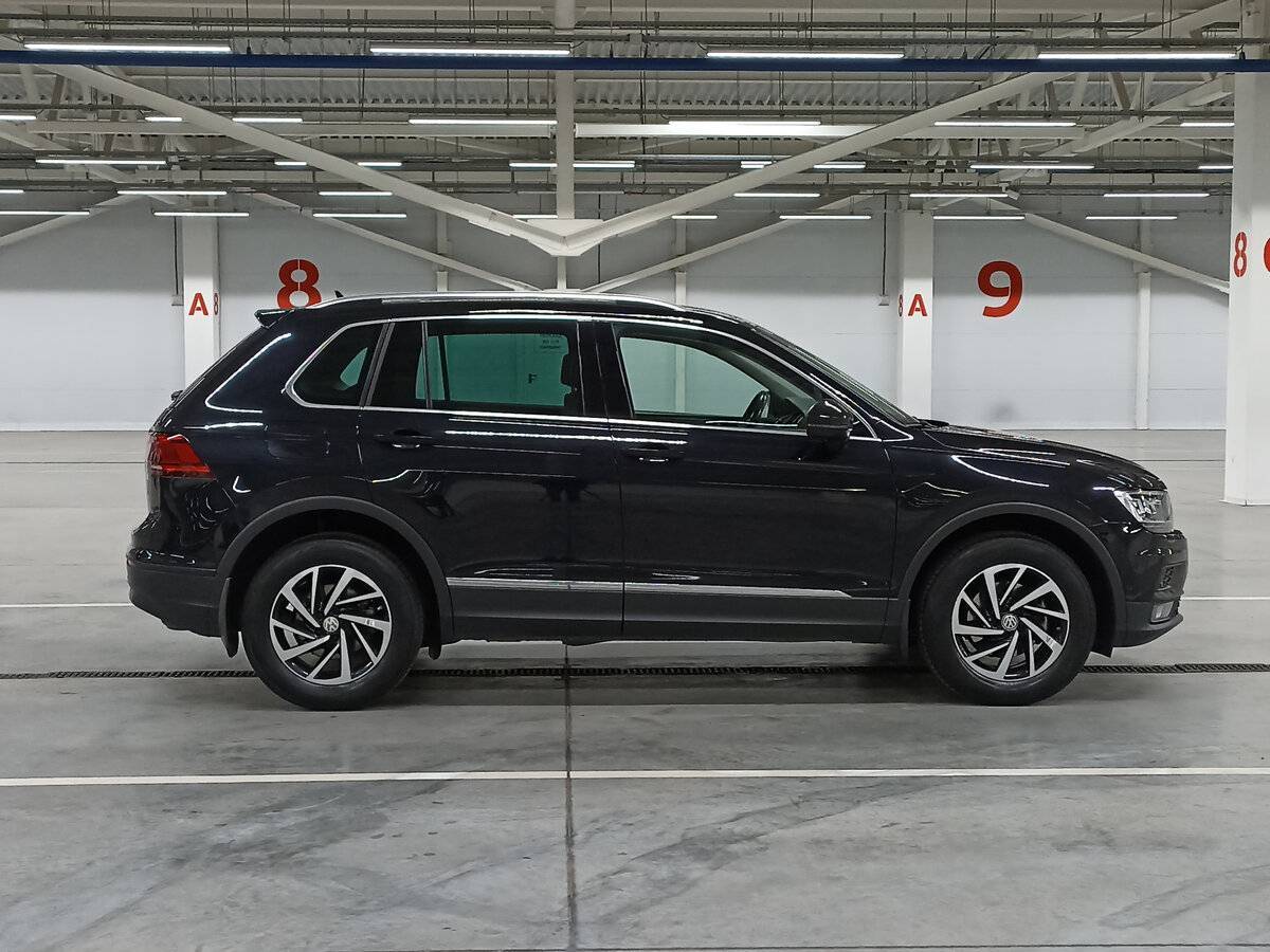 Volkswagen Tiguan б/у, 2018, Роботизированная. Фото: #3