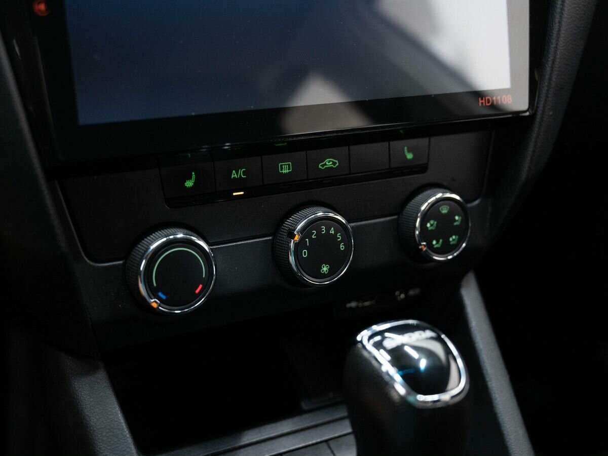 Skoda Octavia б/у, 2017, Автоматическая. Фото: #17