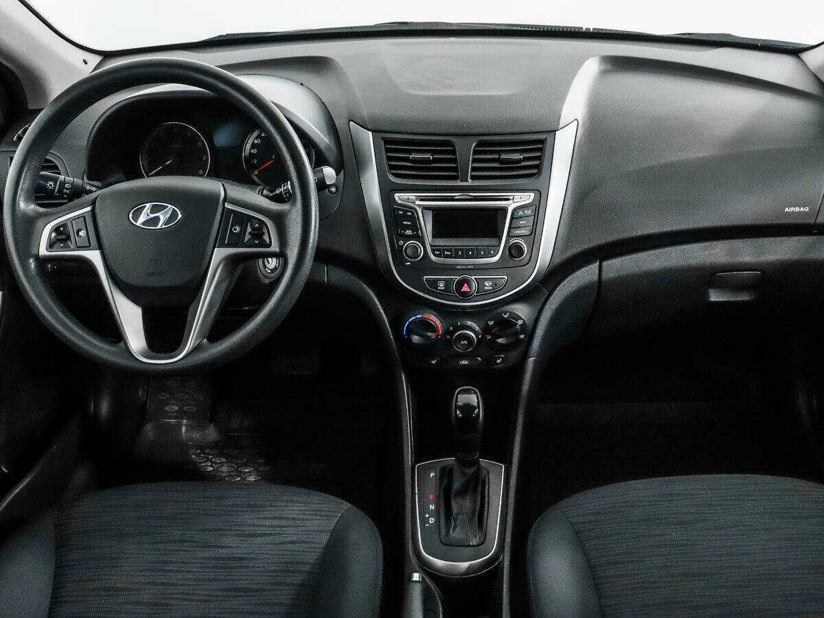 Hyundai Solaris б/у, 2015, Автоматическая. Фото: #11