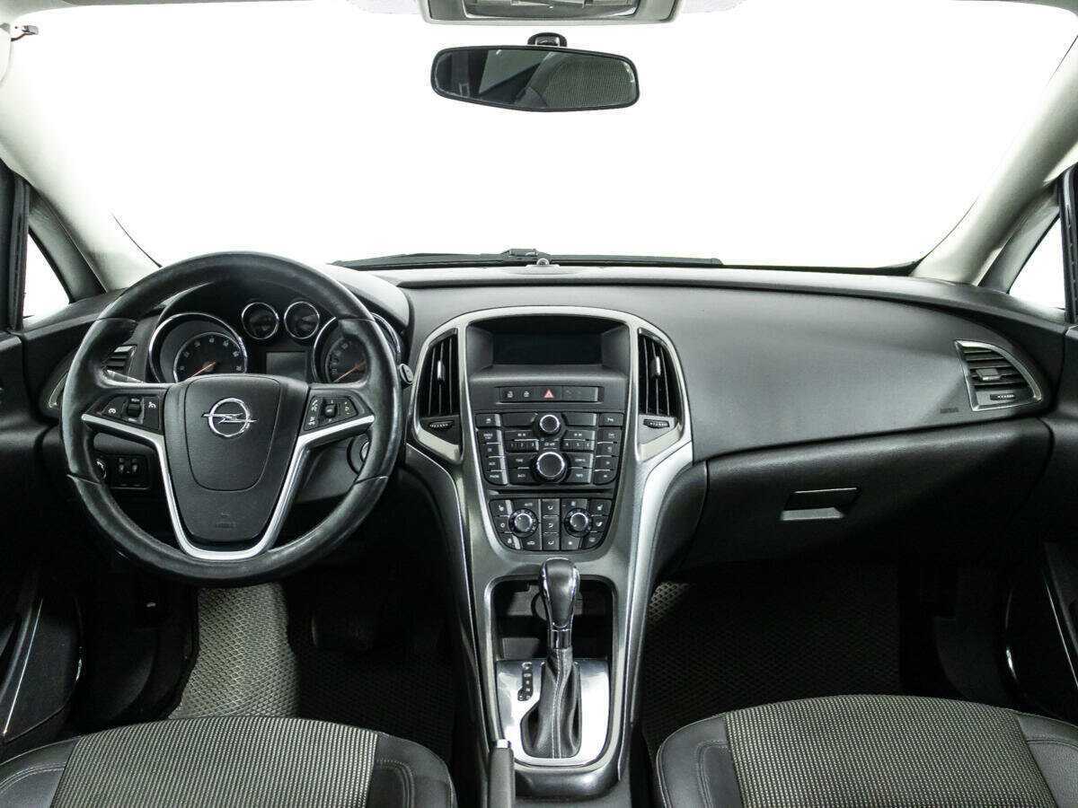 Opel Astra б/у, 2012, Автоматическая. Фото: #12