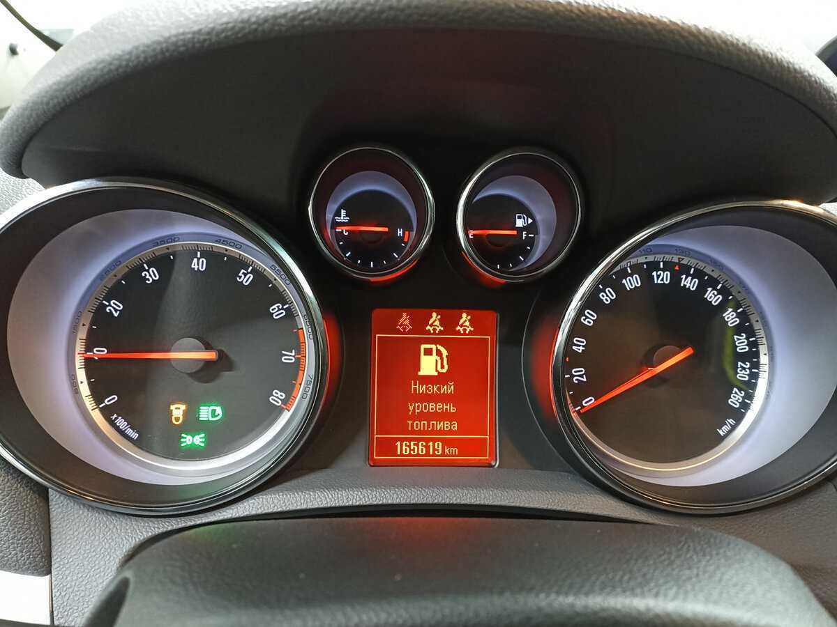 Opel Mokka б/у, 2012, Автоматическая. Фото: #11