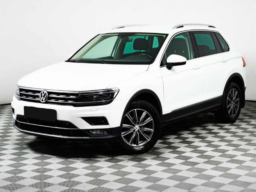 Volkswagen Tiguan б/у, 2017, Роботизированная. Посмотреть фото