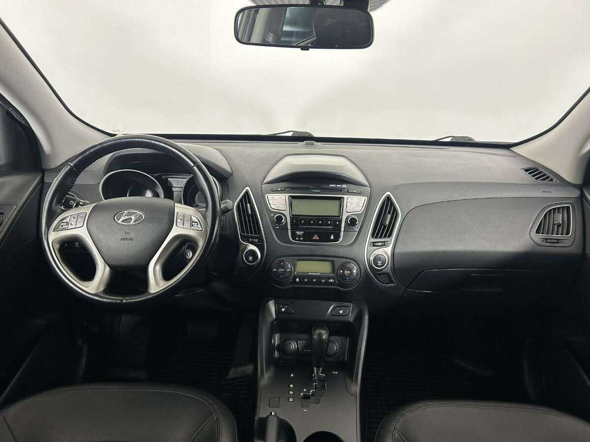 Hyundai ix35 б/у, 2013, Автоматическая. Фото: #6