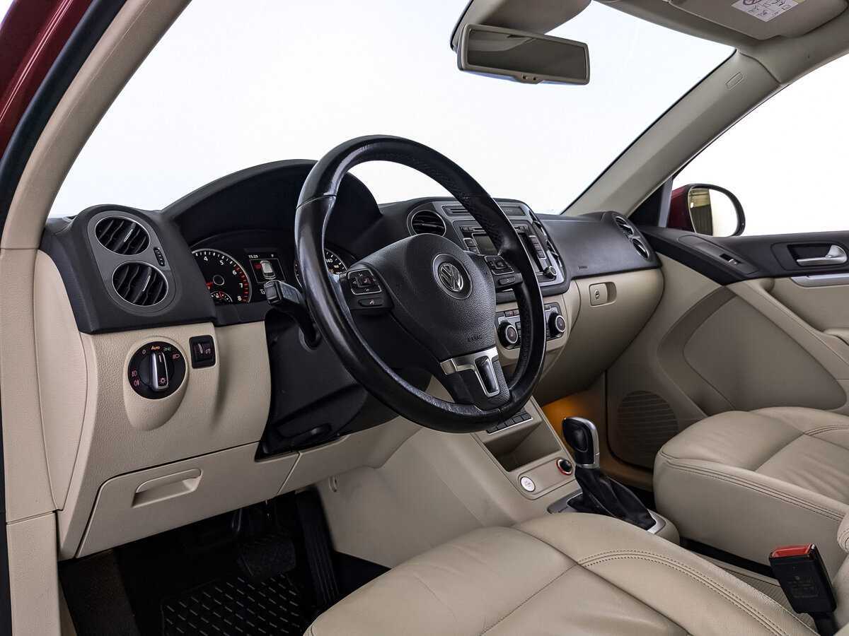 Volkswagen Tiguan б/у, 2014, Автоматическая. Фото: #10