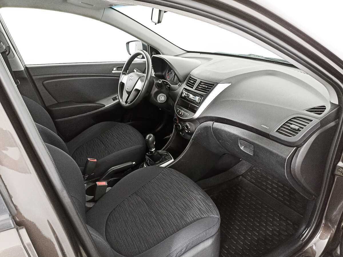 Hyundai Solaris б/у, 2014, Механическая. Фото: #8