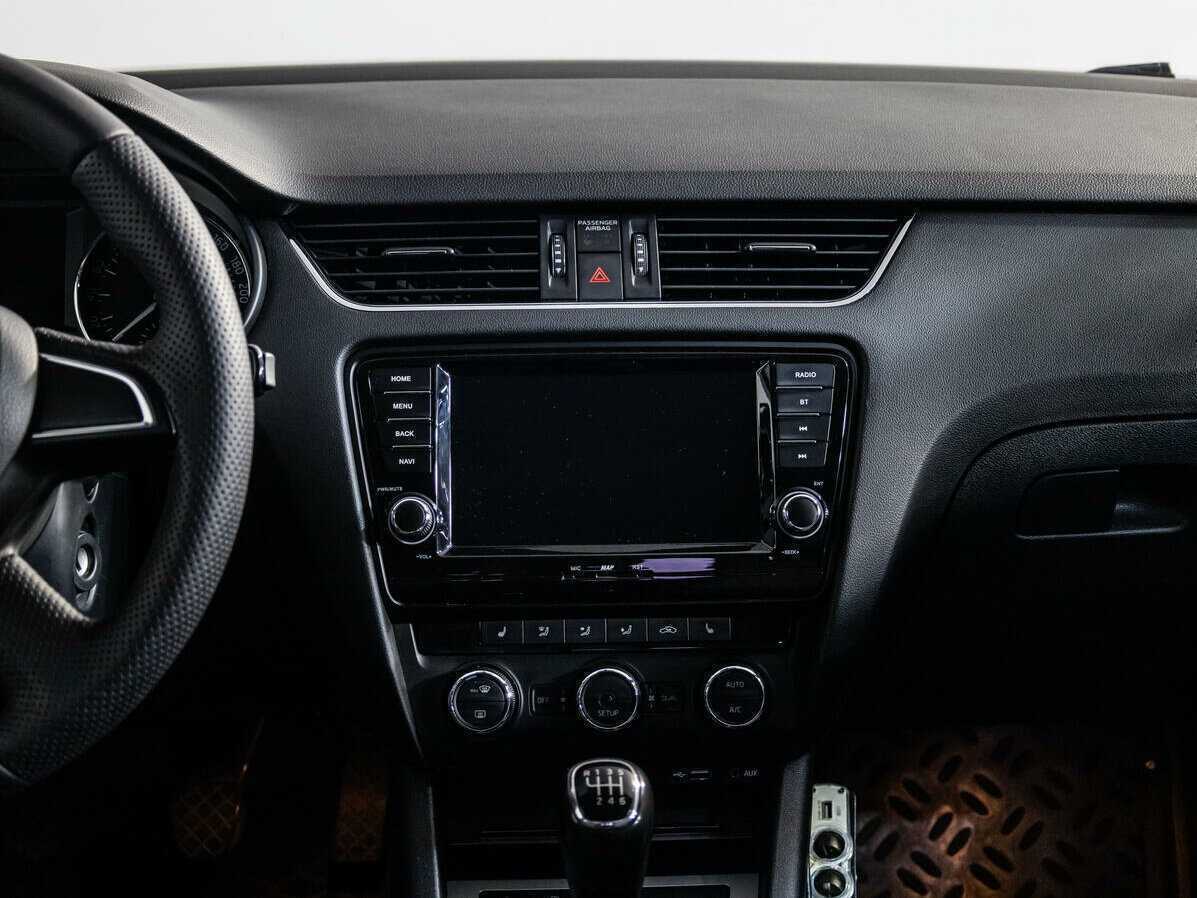 Skoda Octavia б/у, 2013, Механическая. Фото: #11