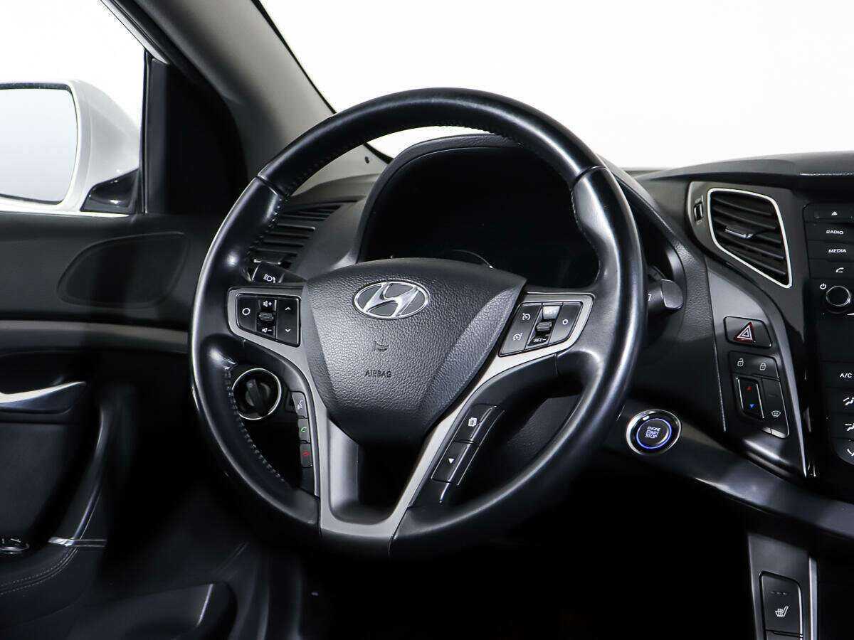 Hyundai i40 б/у, 2015, Автоматическая. Фото: #13
