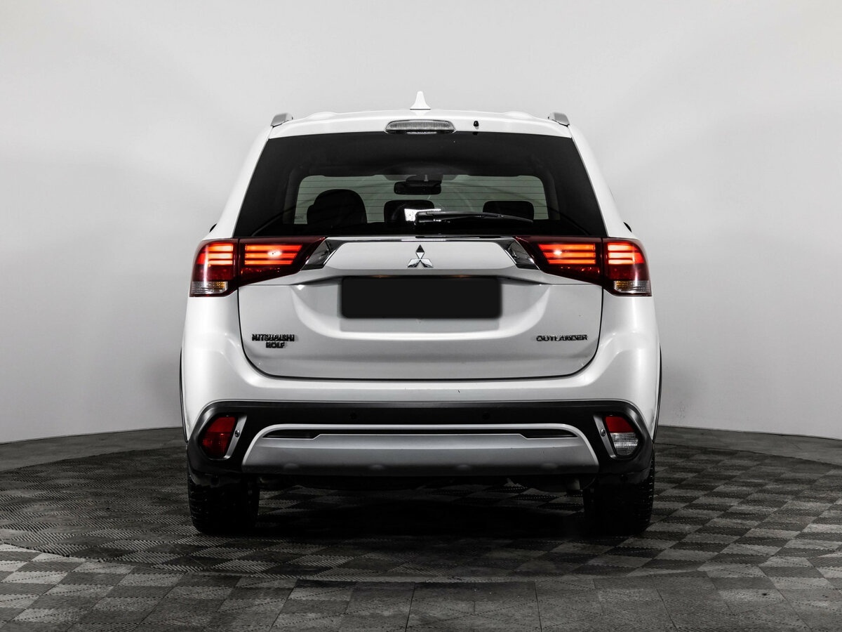 Mitsubishi Outlander б/у, 2019, Вариатор. Фото: #4